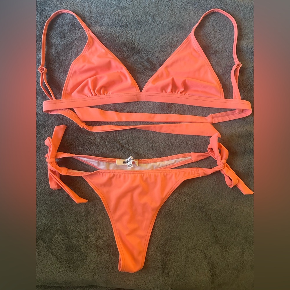 Missguided Vibrant Coral Bikini Set